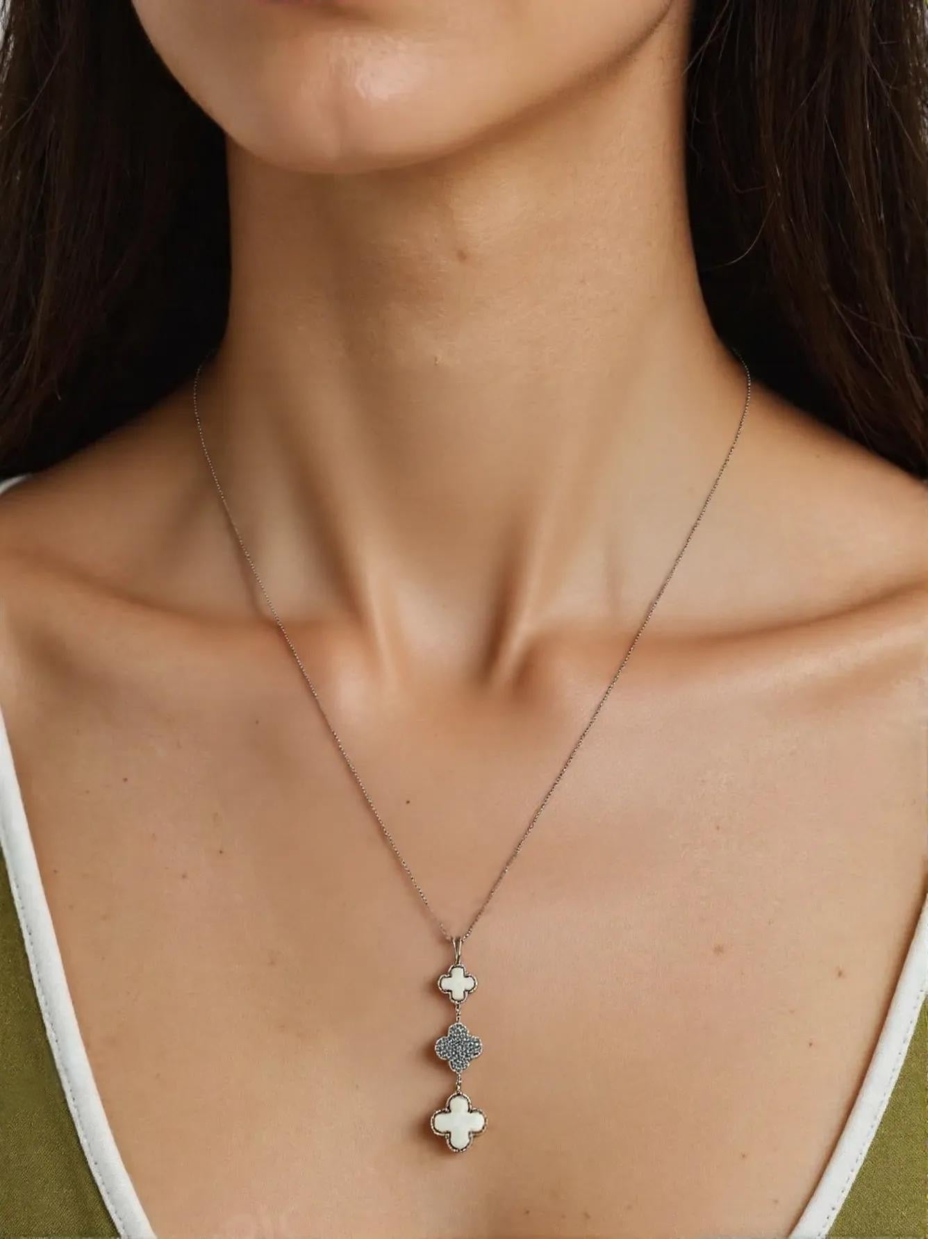 Rosette Rise Rose Gold Clover Necklace for Women