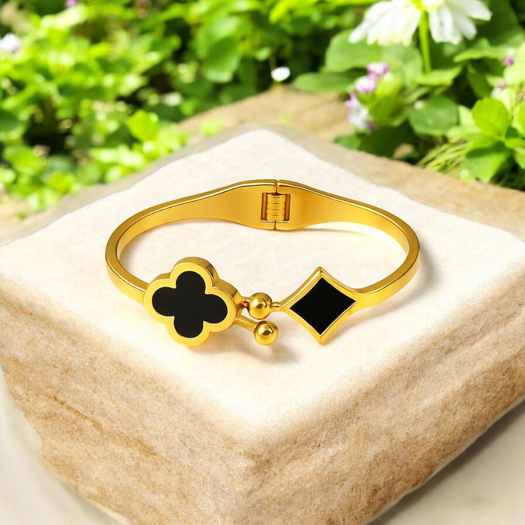 Royal Ace Bracelet